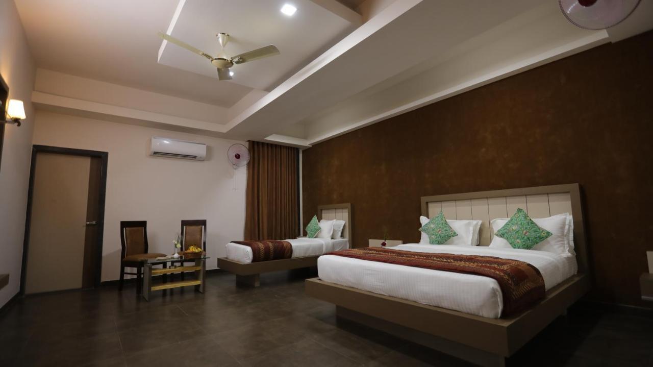 Kukda Resort Chittorgarh Zewnętrze zdjęcie
